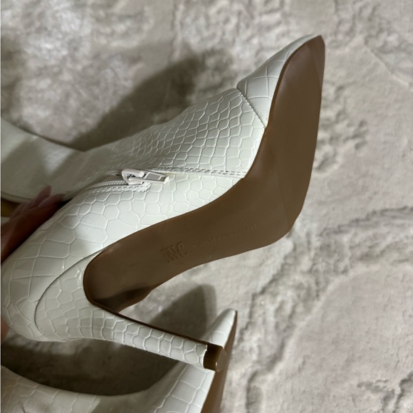 INC boots - Picture 3 of 4